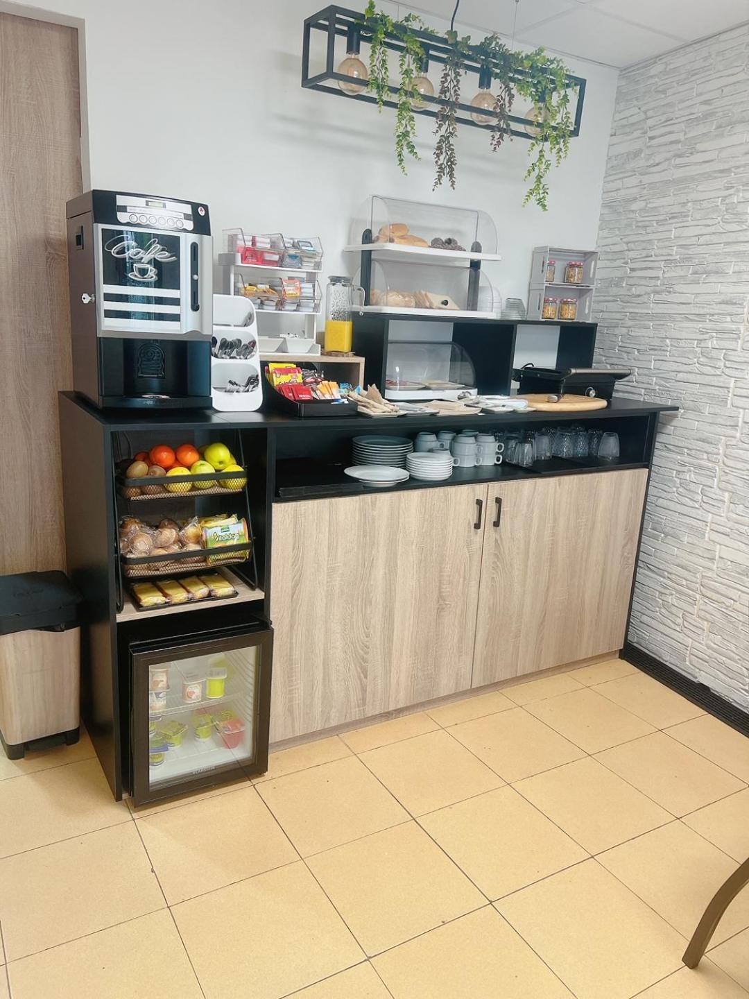 Hotel Marea Пойо Екстер'єр фото